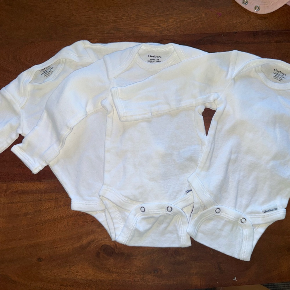 Gerber Soft‎ White Baby Onesie